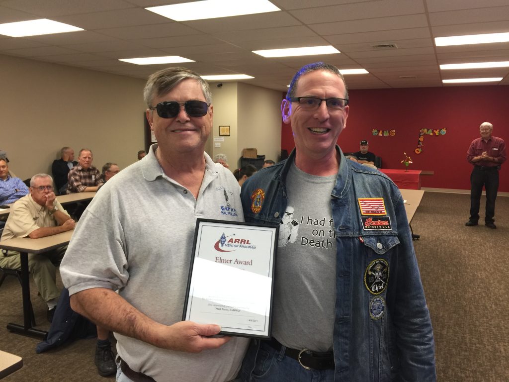 Phil Mullins W4PRE Receives ARRL Elmer Award